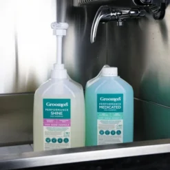 Groomers PerformanceGroomers Performance Shine Shampoo -Hair Products groomers performance shine shampoo p17784 14162 medium